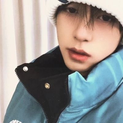 

<p>犹豫不决的人闪边去，不要说什么为了谁，那只是软弱的人乱找的借口，重要的是你想怎么样。</p>