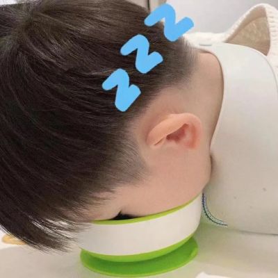 <p>我认为你很幸福，因为你可以选择爱或不爱我。而我只能选择爱或更爱你。</p>