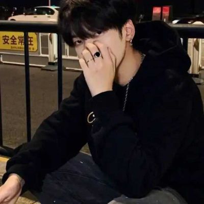 

<p>事业常成于坚忍，毁于急躁</p>