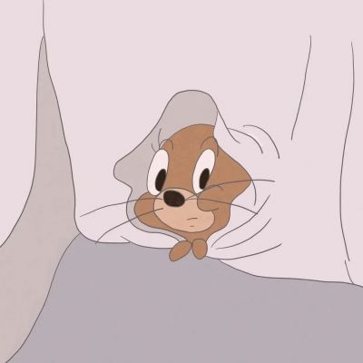 桃之夭夭，灼灼其华。之子于归，宜其室家。