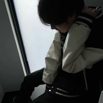 <p>人生若只如初见，何事秋风悲画扇。——木兰词·拟古决绝词柬友</p>