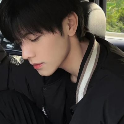<p>别否定自己，通过认同自身，你才会变得更强</p>