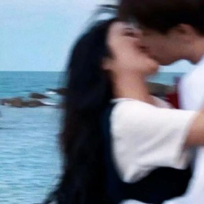 <p>把什么都算成自己的错是很傲慢的。</p>