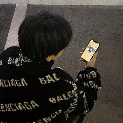 <p>每次看穷游日志的感受都是，那么穷就别TM出去浪了。</p>