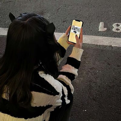 

想奋斗？手机能从你的手上拿下来，就算是拼搏了。
