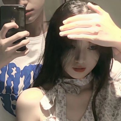 

<p>我并不是丑，我只是不太符合，当代人的审美。</p>