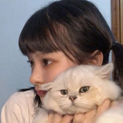 <p>许多时候，让我们放不下的，其实并不是对方，而是那些逝去的共同回忆。</p>