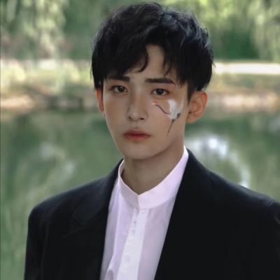 <p>你只看到了第二层，而你只把我想成了第一层，实际上我是第五层——金牌讲师大司马</p>