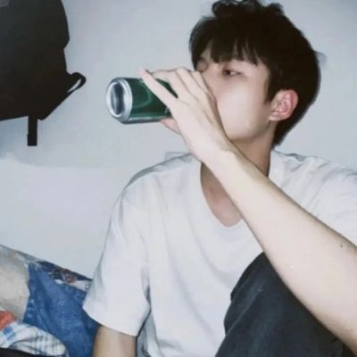 <p>信就信，不信就不信，还TM整个微信。</p>