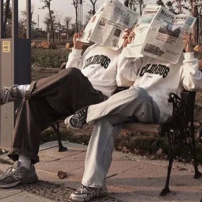 

<p>明白的事越来越多，期待也就越来越少。</p>