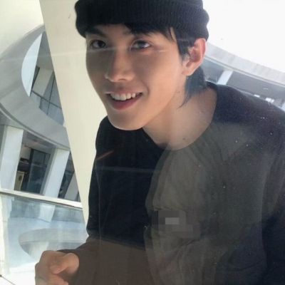 <p>思想，语言是会束缚人的东西，不但自己的会束缚自己，别人的也会束缚自己。</p>