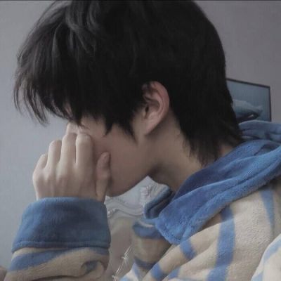 <p>我喜欢你怕你知道，又怕你不知道，又怕你知道装不知道。</p>