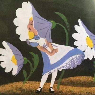 落日拉开黑夜的帷幕，繁星点燃黎明的火光。