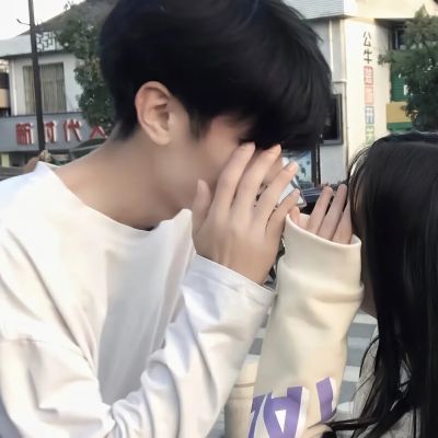 早点脱单吧，我怕你孤独终老，却又长命百岁。