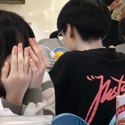 <p>人生就好像一颗种子，不管你是否准备好，总是要发芽的。</p>
