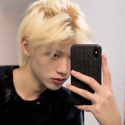 <p>再凶的男孩子绑鞋带，还不是要绑蝴蝶结？</p>