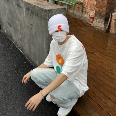 <p>人如果没有梦想，那跟无忧无虑有什么分别？</p>