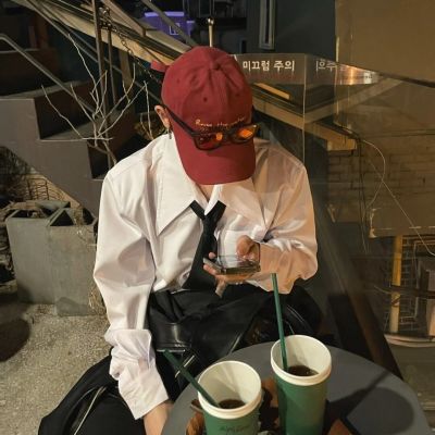 <p>到了这个季节，基本就可以断定，这一年又将一事无成。 ​​​​</p>