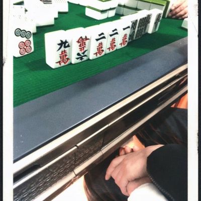 <p>若不是你突然闯进我生活，月底我至少能剩下两百多。</p>