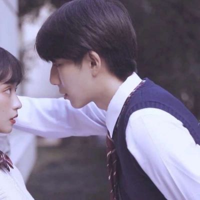 <p>以前晚上出门怕见到鬼，现在白天出门怕见到人。</p>