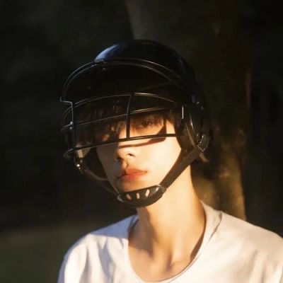 

<p>当幸福来敲门的时候，我怕我不在家，所以一直都很宅。</p>