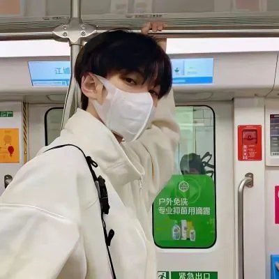 

<p>最淡的墨水，也胜过最强的记性</p>