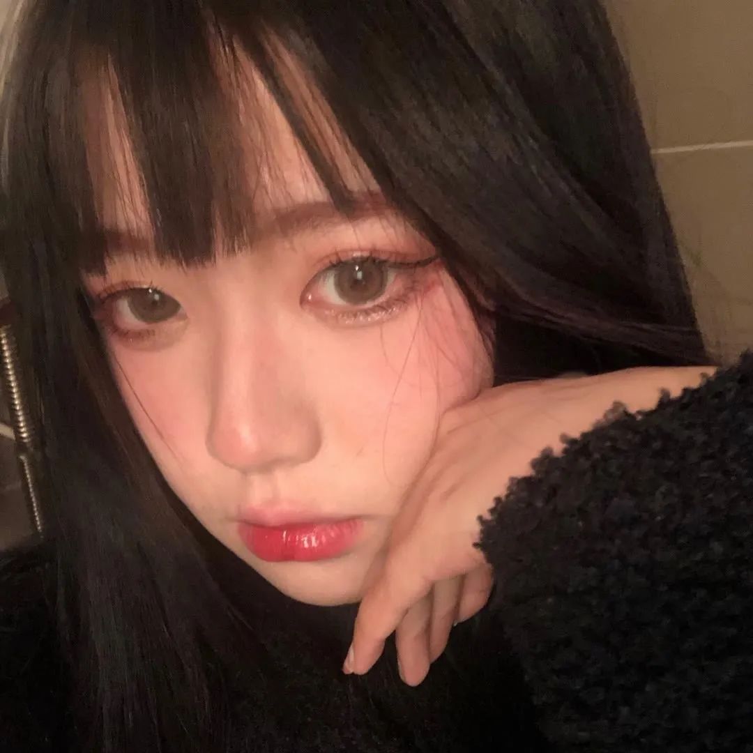 <p>你想睡我这件事我已经知道了</p> - 卡通头像 - 1